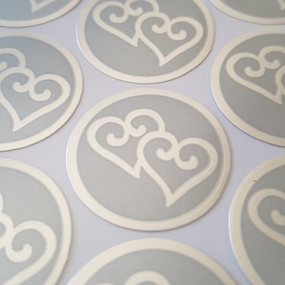 25 pcs Silver Heart Stickers 1" inch - Picture 4 of 5